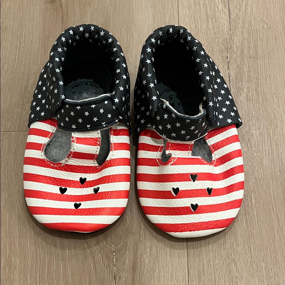 Bird Rock Baby Patriotic Moccasins Size 6.5